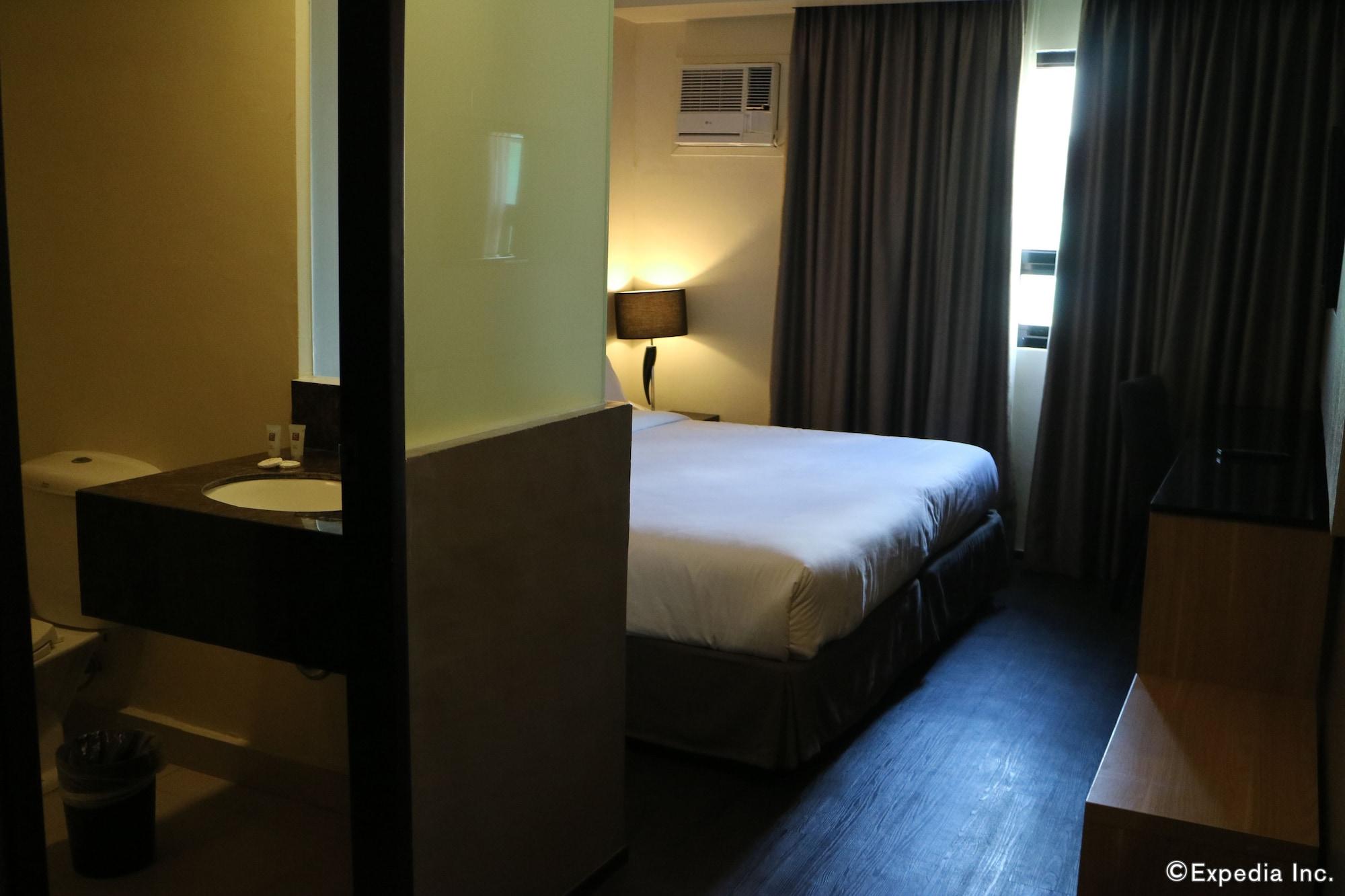 Gt Hotel Iloilo Exterior photo