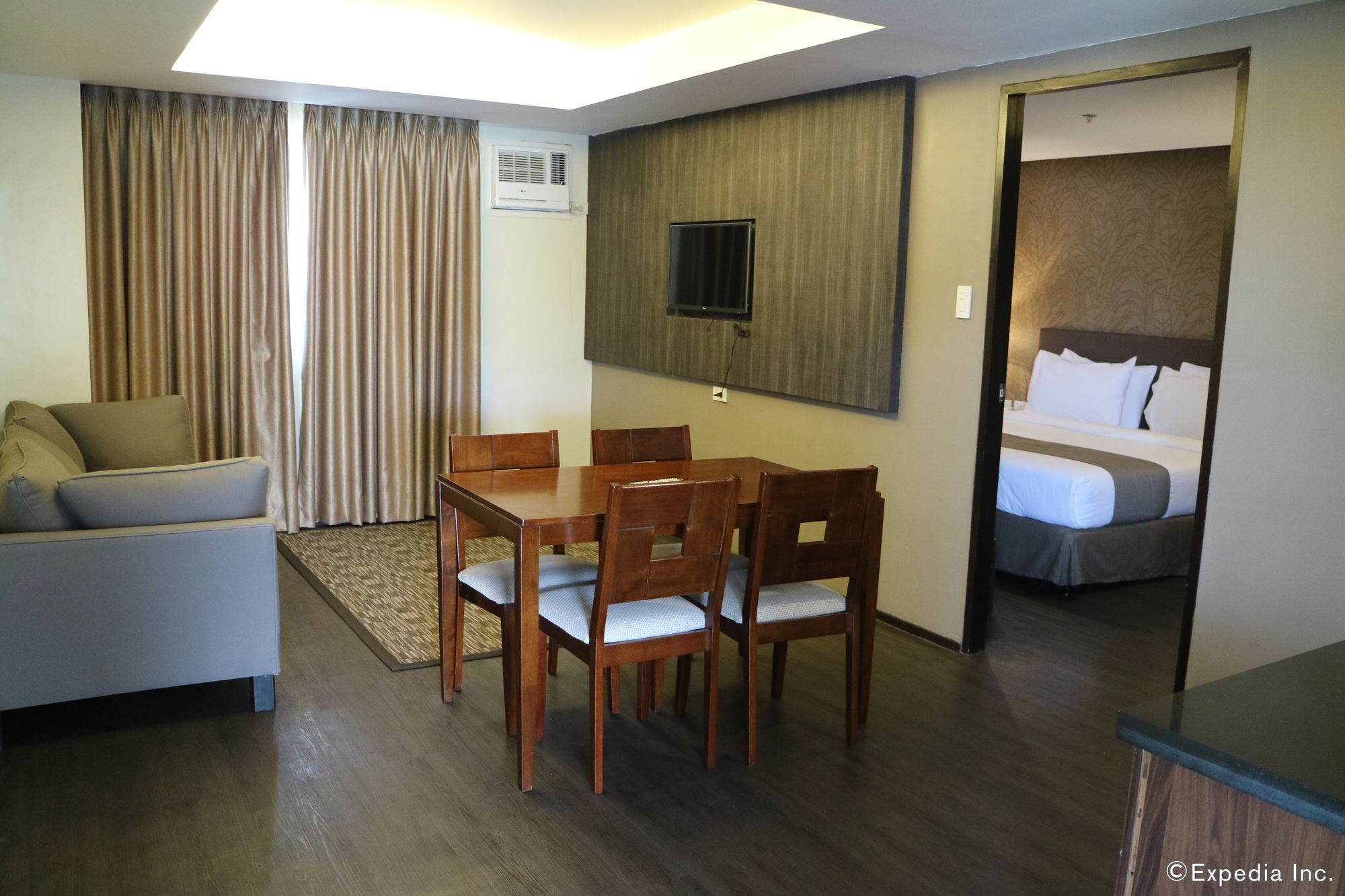 Gt Hotel Iloilo Exterior photo