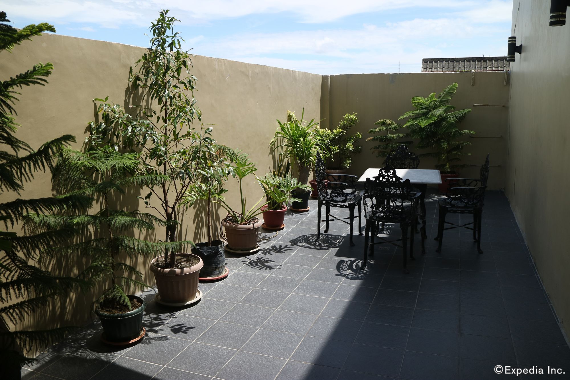 Gt Hotel Iloilo Exterior photo