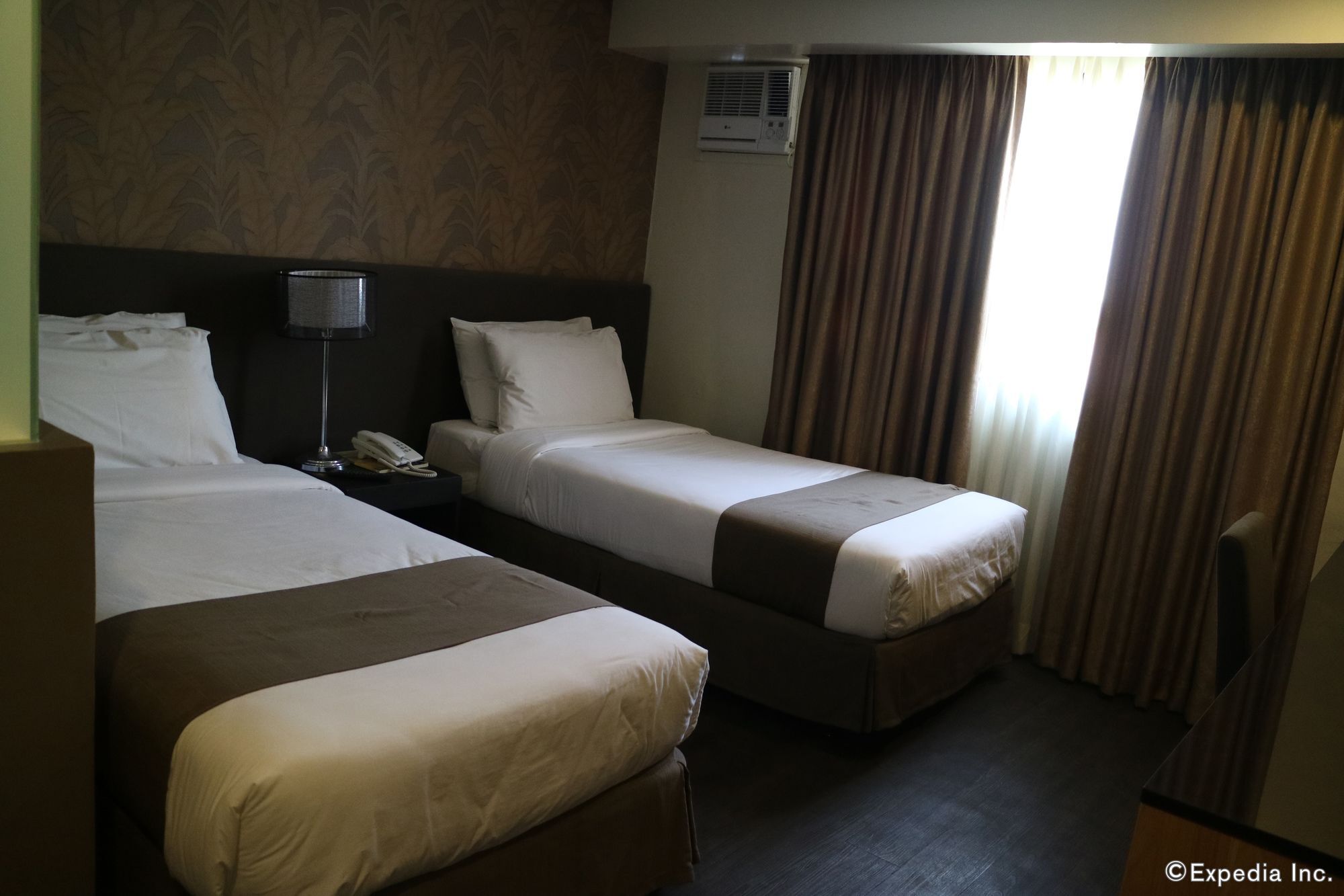 Gt Hotel Iloilo Exterior photo