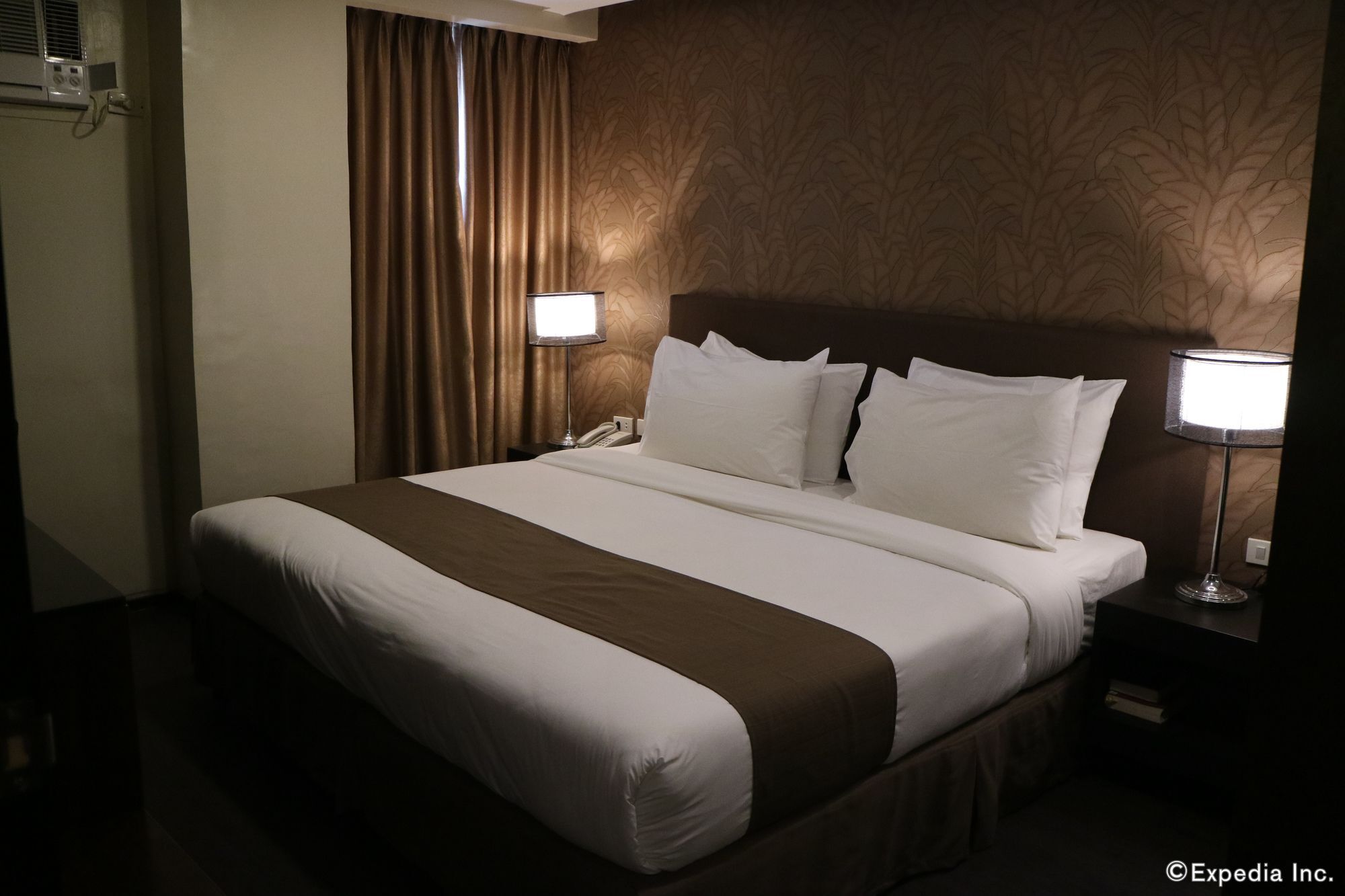 Gt Hotel Iloilo Exterior photo