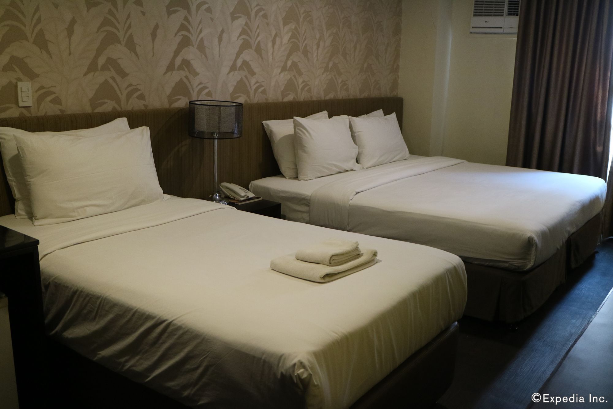 Gt Hotel Iloilo Exterior photo